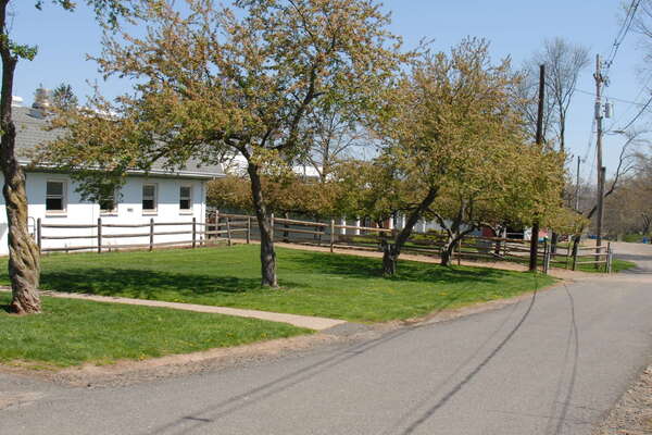 Lord Stirling Stables