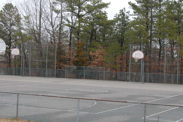 4 basketball courts