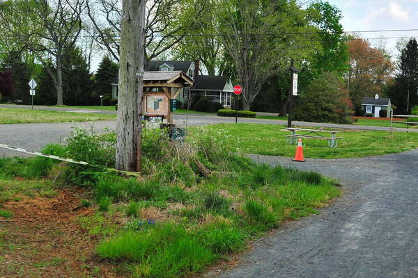 Parking lot access off Jonathan Holmes Rd