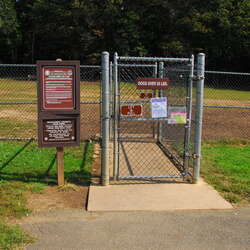 Thompson Park Dog Area (Middlesex County)
