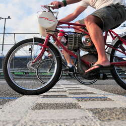 Motor Pacing with the Derny at the Garden State Velodrome (8/02/2012) - 08/02/2012